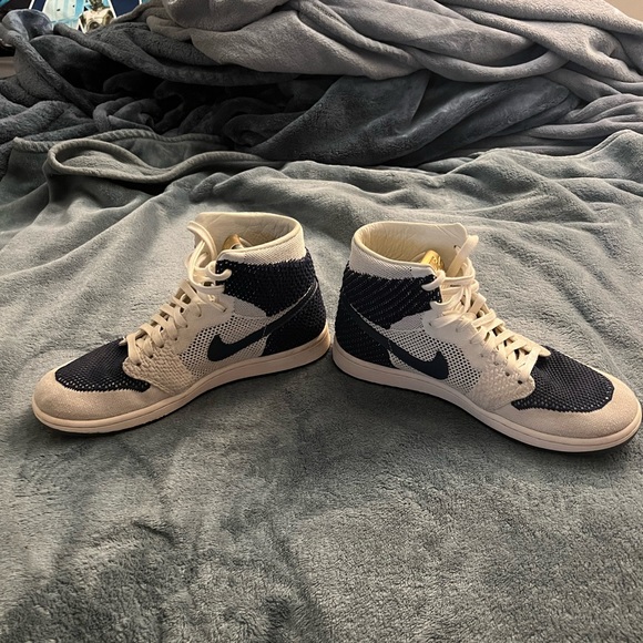 Jordan 1 Retro High OG Flynit Re2pect - Picture 7 of 8